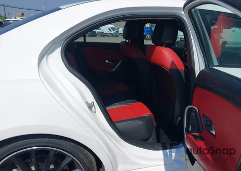 2019 Mercedes-Benz A 220 из США, поврежденный, VIN WDD3G4EB5KW011981